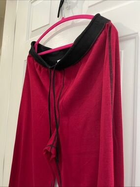 Croft&Barrow Wide Leg Sweatpants in Deep Cherry Red, Black Waistband. Size L